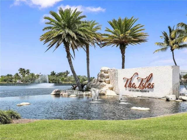 6589  Dominica  DR, Naples, FL 34113