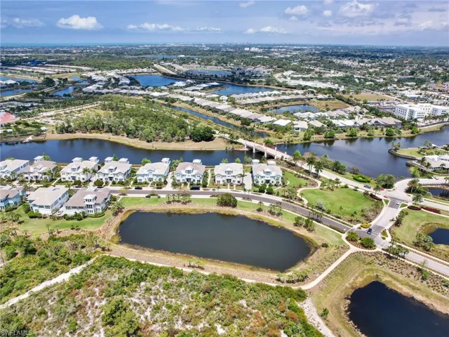 6589  Dominica  DR, Naples, FL 34113