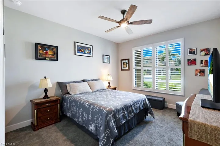 Guest bedroom