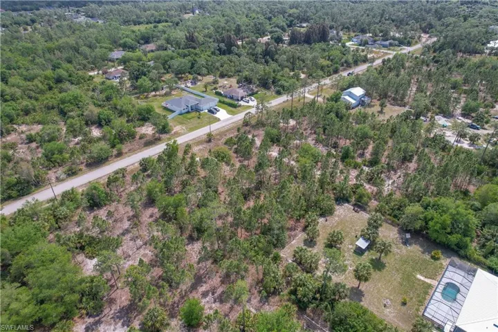 915 Glenn AVE, LEHIGH ACRES FL 33972