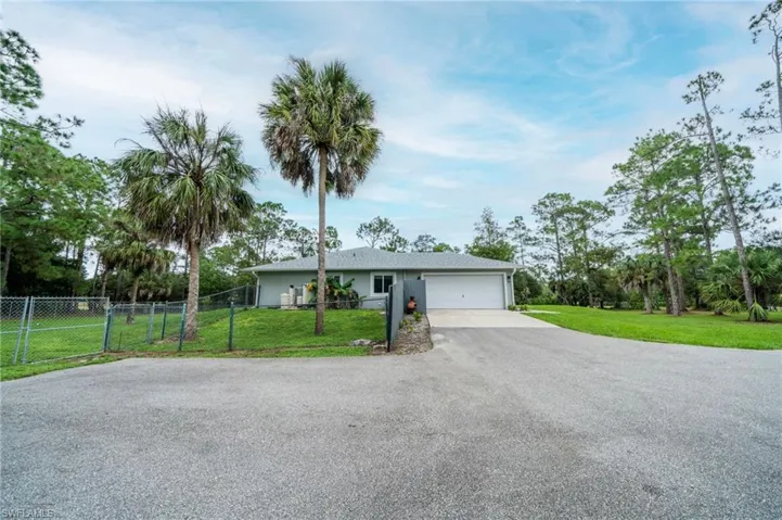 311 14th St Se, Naples, Florida 34117