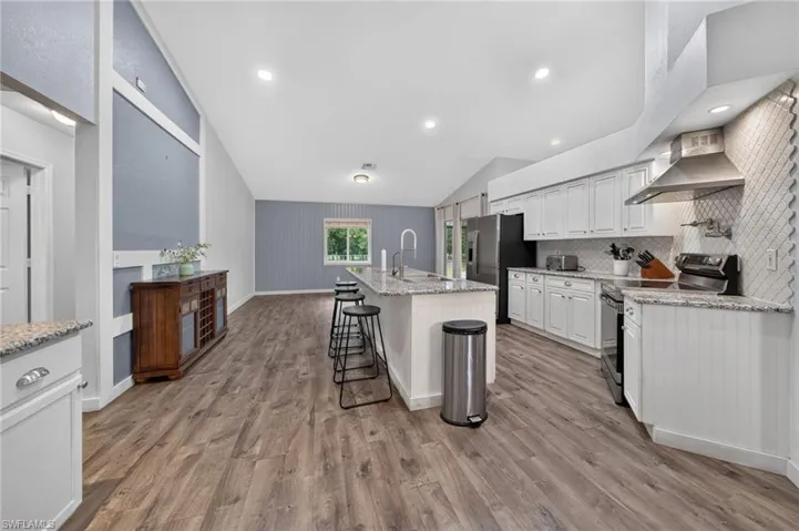311 14th St Se, Naples, Florida 34117