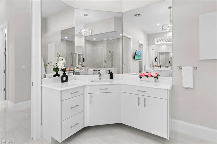 10570 Via Torino Way, Miromar Lakes, Florida 33913