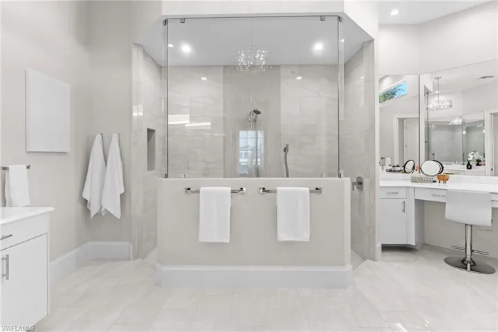 10570 Via Torino Way, Miromar Lakes, Florida 33913