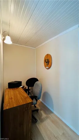 HOME OFFICE