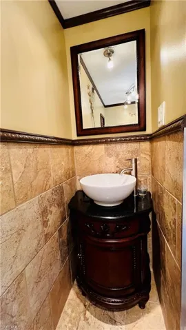 GUEST BATHROOM VANITY