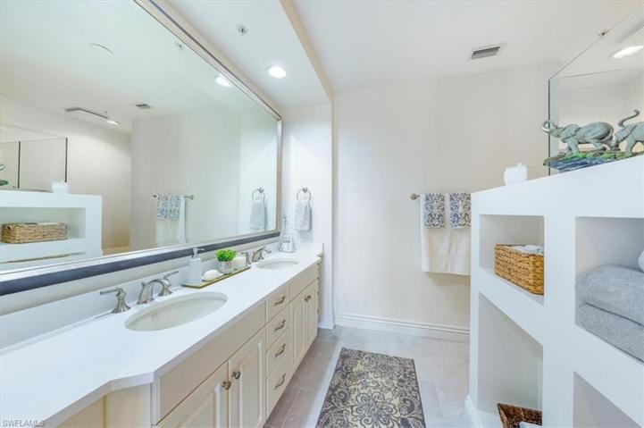 Owners Bath