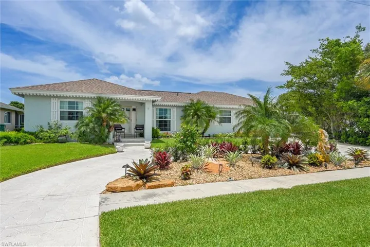 1170 Martinique Ct, Marco Island, Florida 34145