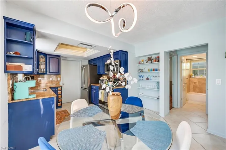 1170 Martinique Ct, Marco Island, Florida 34145
