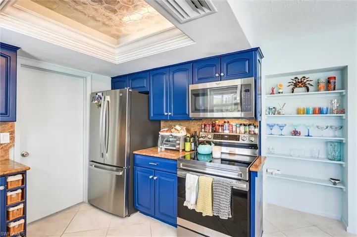 1170 Martinique Ct, Marco Island, Florida 34145