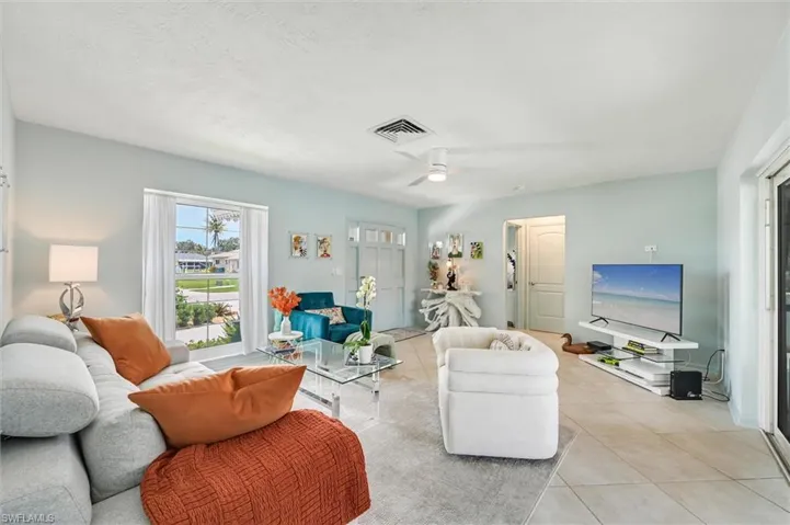 1170 Martinique Ct, Marco Island, Florida 34145
