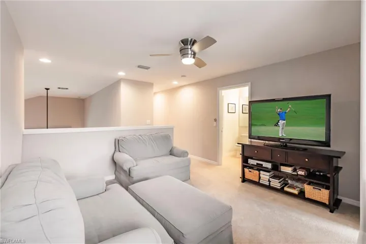 2nd Floor loft