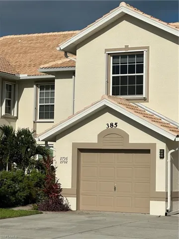View of front facade with a garage