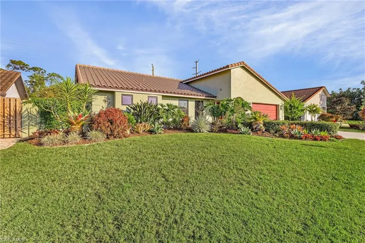 Front view with large front yard