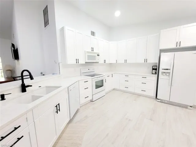 Quartz Countertops & Shaker Cabinets - View #3