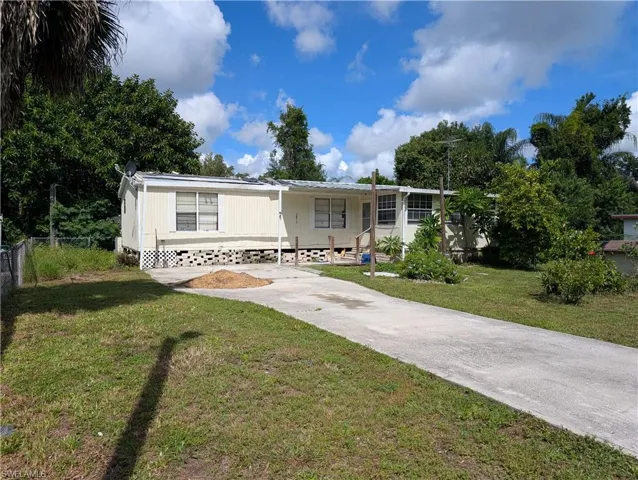 2613 Harmony Ave, North Fort Myers, Florida 33917