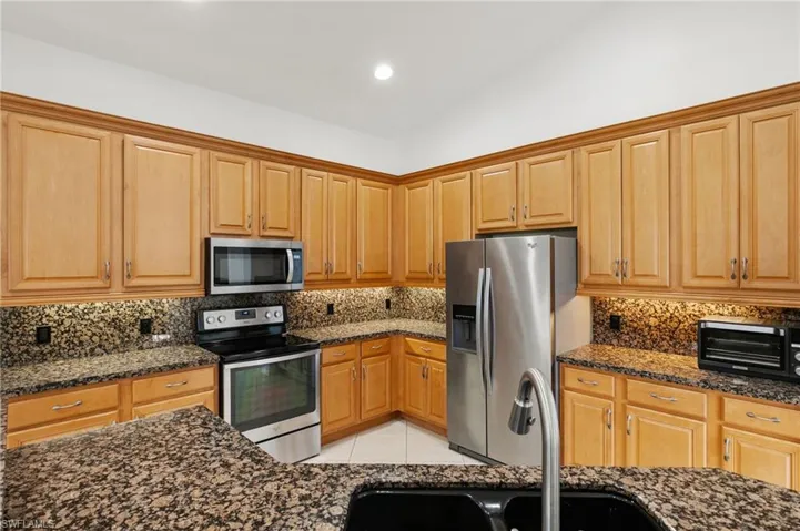 3917 Fabienne Ct, Naples, Florida 34109