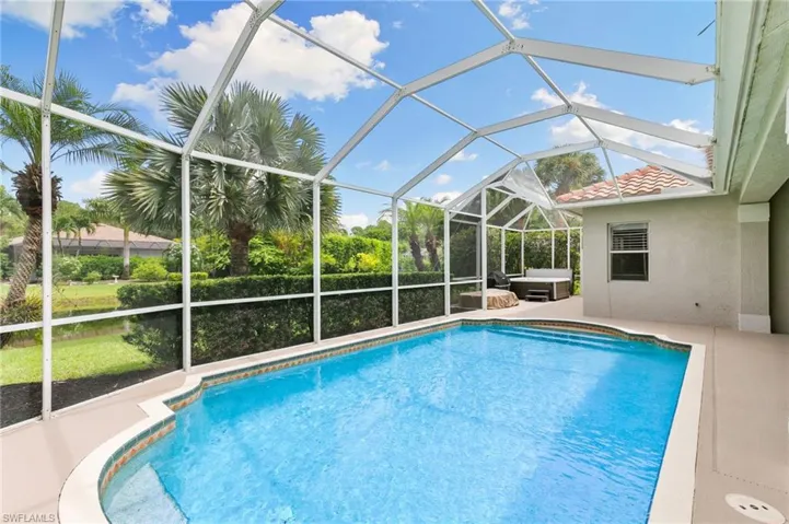 3917 Fabienne Ct, Naples, Florida 34109