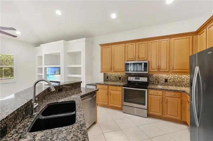 3917 Fabienne Ct, Naples, Florida 34109