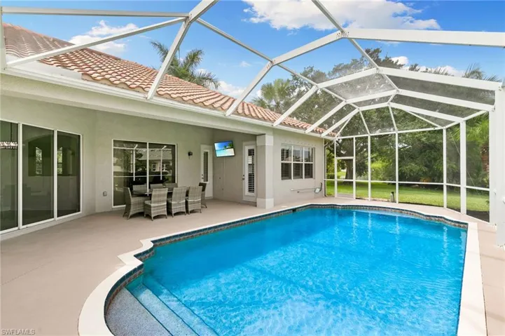 3917 Fabienne Ct, Naples, Florida 34109