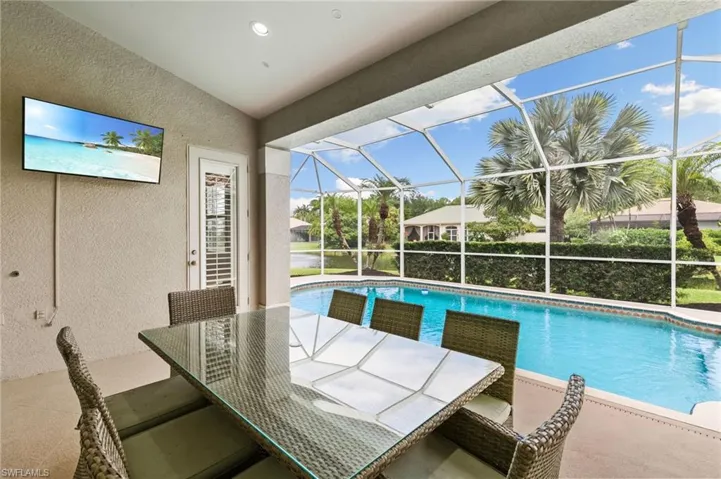 3917 Fabienne Ct, Naples, Florida 34109