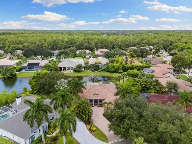 3917 Fabienne Ct, Naples, Florida 34109