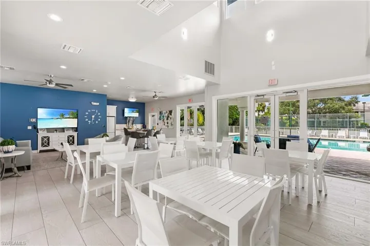 3917 Fabienne Ct, Naples, Florida 34109