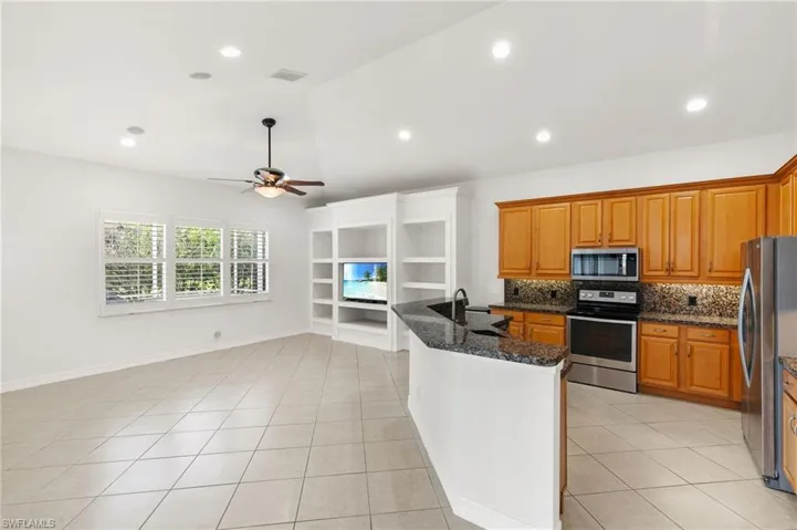 3917 Fabienne Ct, Naples, Florida 34109