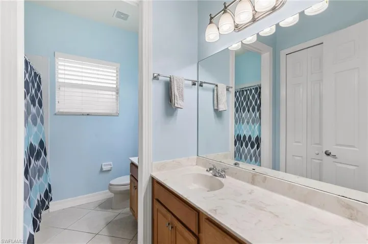 3917 Fabienne Ct, Naples, Florida 34109