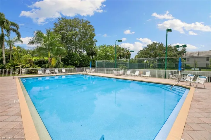 3917 Fabienne Ct, Naples, Florida 34109