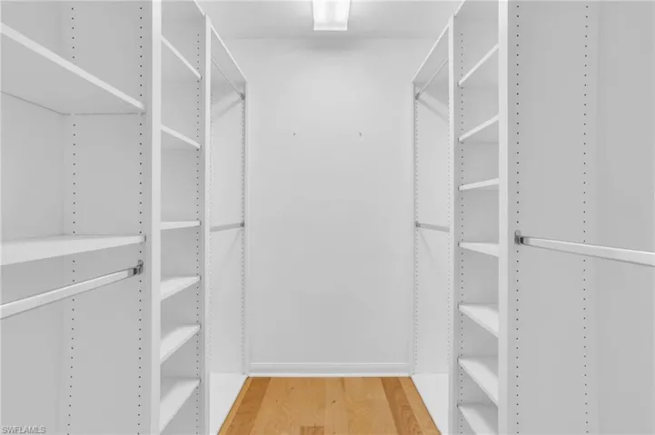 Walk in closet
