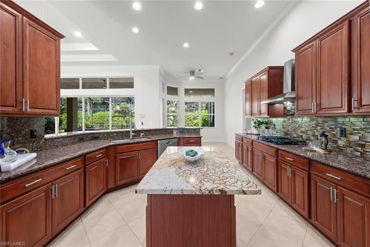 19464 La Serena Dr, Estero, Florida 33967