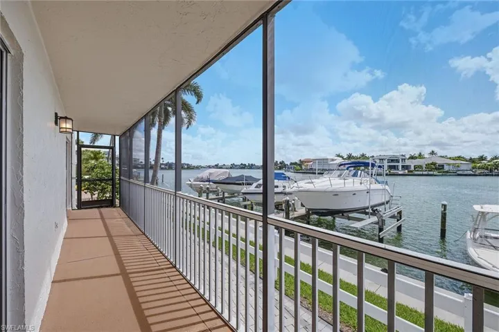 3000 Gulf Shore Blvd N 101, Naples, Florida 34103