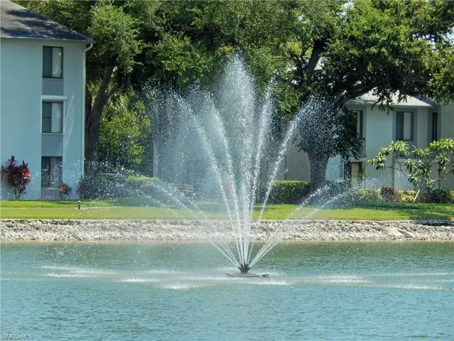 Ahhhhh....relaxing fountains