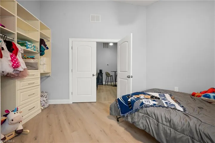 12090  Summergate  CIR, Fort Myers, FL 33913
