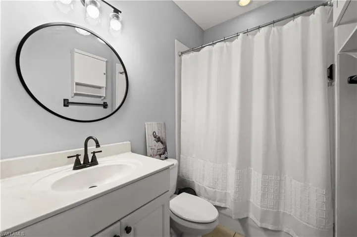 12090  Summergate  CIR, Fort Myers, FL 33913