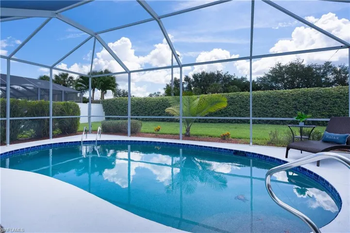 11320  Lakeland  CIR, Fort Myers, FL 33913