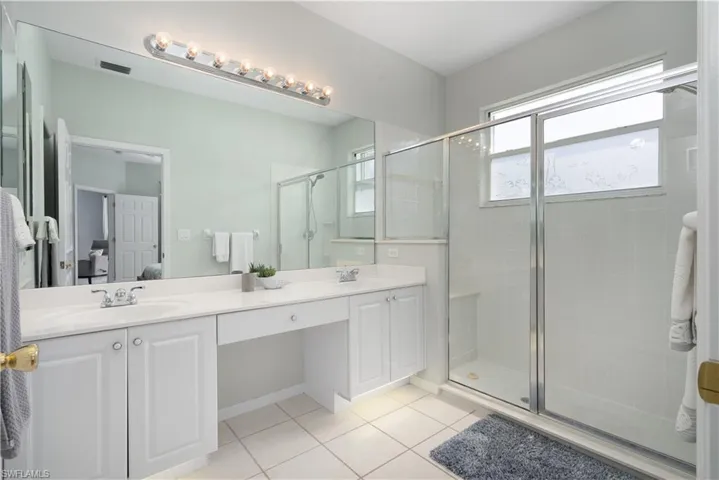 11320  Lakeland  CIR, Fort Myers, FL 33913