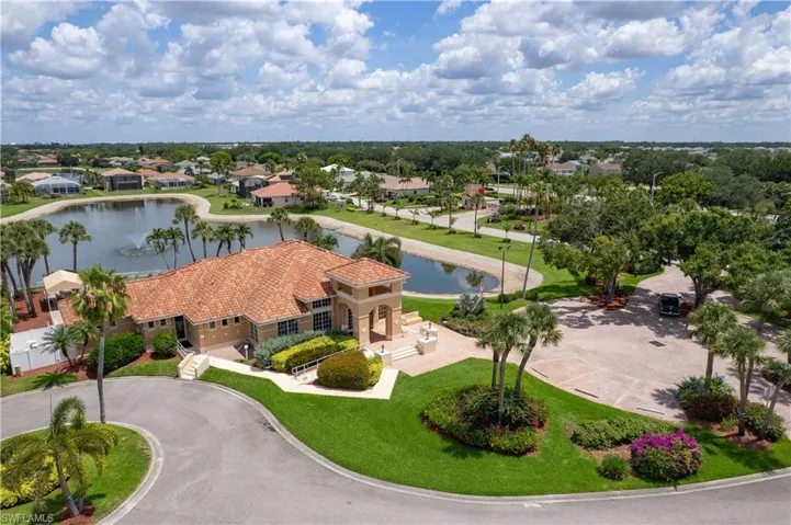 11320  Lakeland  CIR, Fort Myers, FL 33913