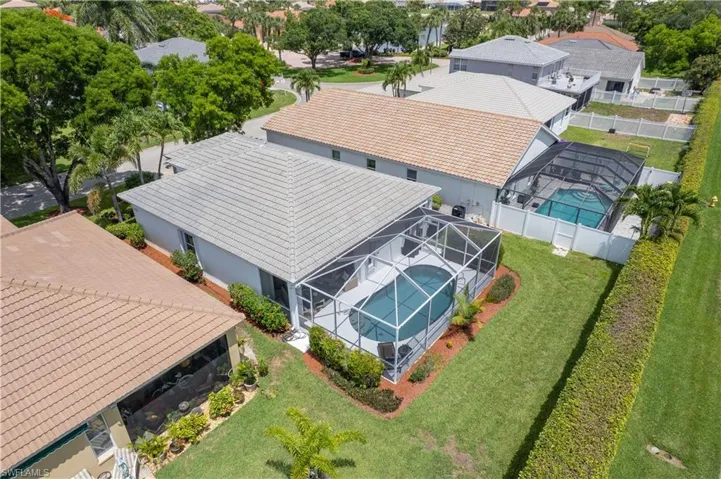 11320  Lakeland  CIR, Fort Myers, FL 33913