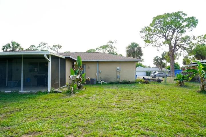 114 Greenwood Ave, Lehigh Acres, Florida 33936