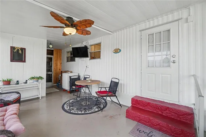 881 Homestead Dr, North Fort Myers, Florida 33917