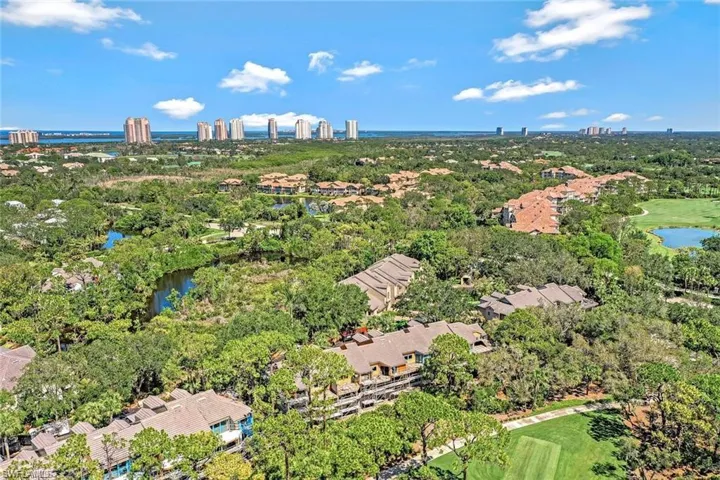 Aerial view of Oakwood Villas.