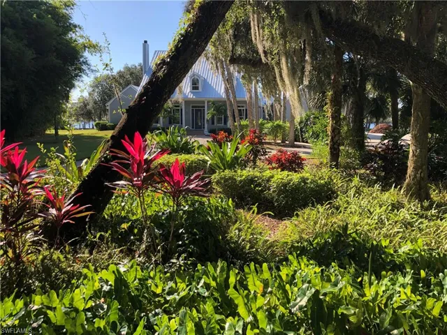 Front Landscaping