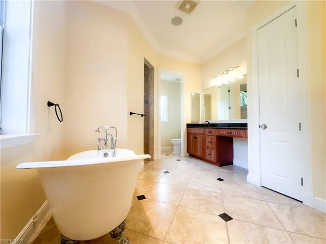 Master Bathroom1st Floor