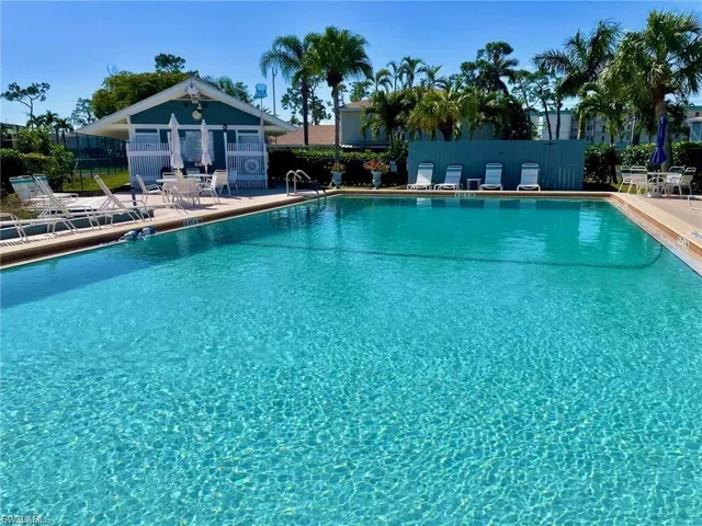 3361 New South Province Blvd 2, Fort Myers, Florida 33907