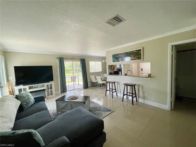 3361 New South Province Blvd 2, Fort Myers, Florida 33907