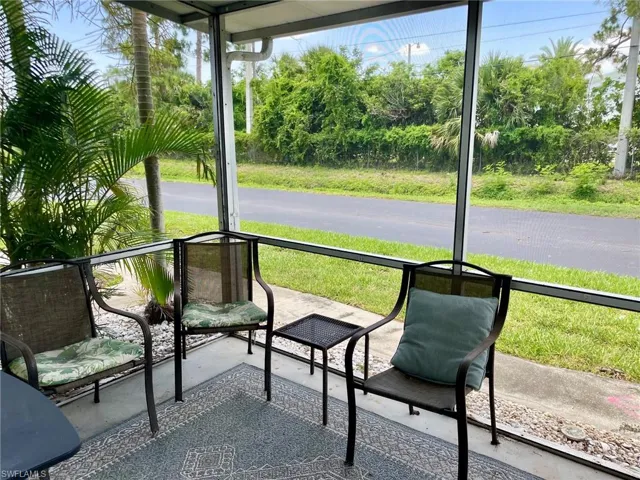3361 New South Province Blvd 2, Fort Myers, Florida 33907