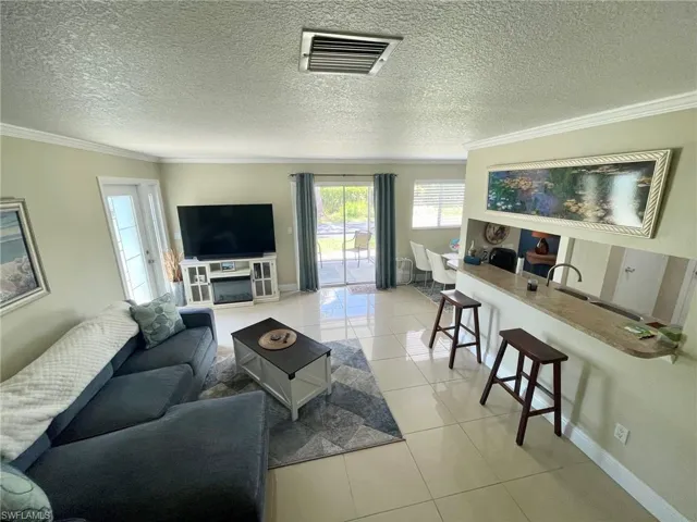 3361 New South Province Blvd 2, Fort Myers, Florida 33907