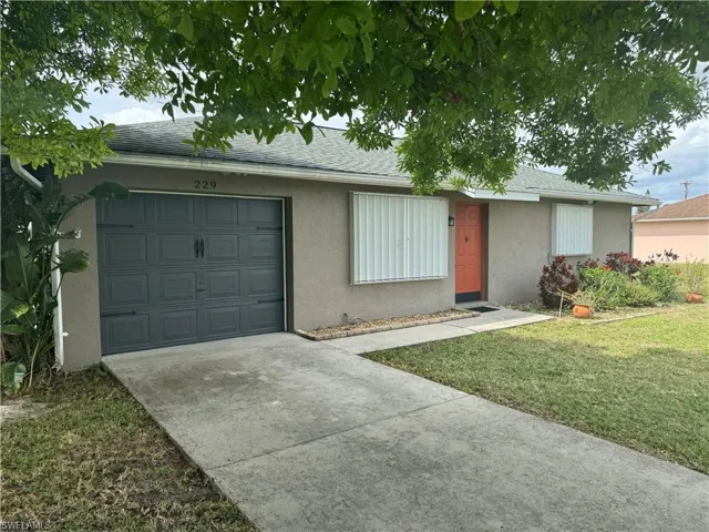 229 Schoolside DR, LEHIGH ACRES FL 33936